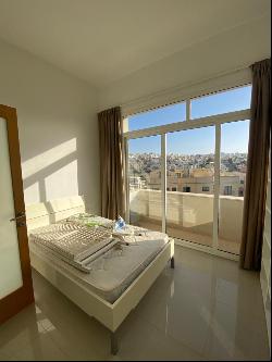 Swieqi Apartment