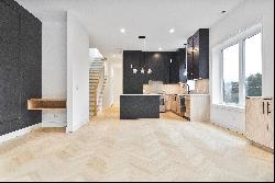 Stunning new construction Condo