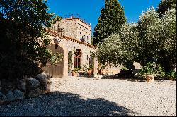 Vue fabuleuse proche Perpignan: env, 500sqm sur 14,6 hectares