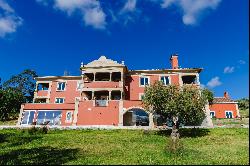 Country house, 6 bedrooms, for Sale