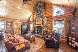 Luxury Cabin on 14 Acres Base of Uinta Mountains at White Rocks