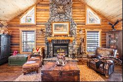 Luxury Cabin on 14 Acres Base of Uinta Mountains at White Rocks