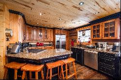 Luxury Cabin on 14 Acres Base of Uinta Mountains at White Rocks