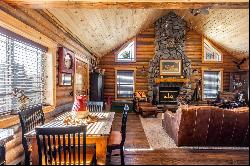 Luxury Cabin on 14 Acres Base of Uinta Mountains at White Rocks