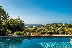 Luxury villa with pool and sea view in Porticcio, gulf of Ajaccio - Corsica