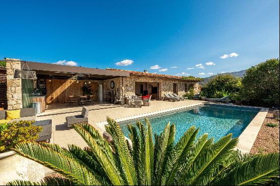 Luxury villa with pool and sea view in Porticcio, gulf of Ajaccio - Corsica