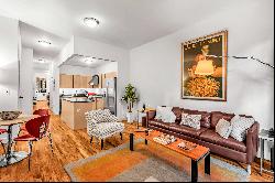 Stunning Home in the Heart of Harlem!