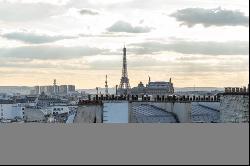 Paris 9th District - A 3-bed apartment with three terraces