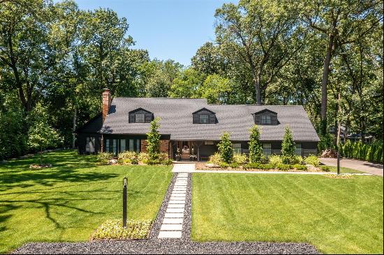 5660 Woodland Pass, Bloomfield Hills, MI, 48301, USA