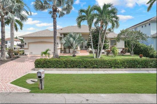 820 Milan Ct, Marco Island, FL, 34145, USA