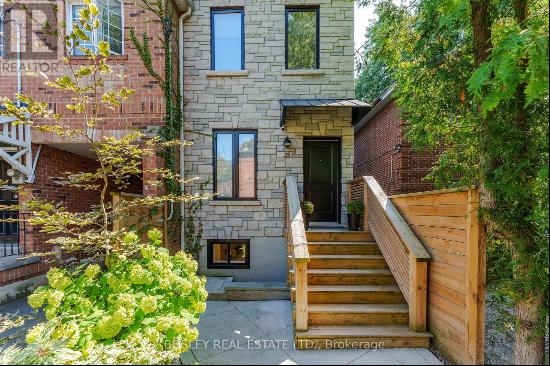 25 CLARK STREET, Toronto, ON, M4M1M5, CANADA