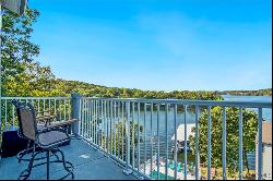 33 Windjammer Drive Unit 2A, Lake Ozark MO 65049