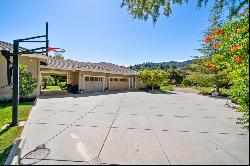 6585 Redwood Retreat Road, Gilroy CA 95020