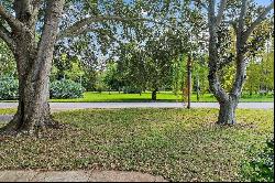 525 64th Avenue S, Saint Petersburg FL 33705