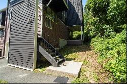 29 Stonegate #D, Branford CT 06405