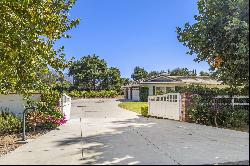 202 Boardman Road, Ojai CA 93023