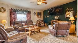 7 Killdeer Rd, Gillette WY 82716