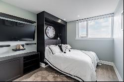 270 Scarlett Rd Unit 611, Toronto ON M6N4X7