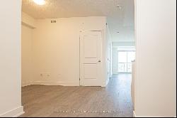 202 Burnhamthorpe Rd Unit 1305, Mississauga ON L5A4L4