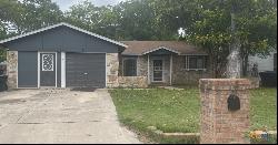 1505 Eichen Road, New Braunfels TX 78130