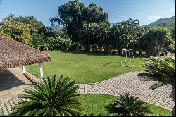 Mansion with soccer field and gourmet area in Porto Frade Condominium