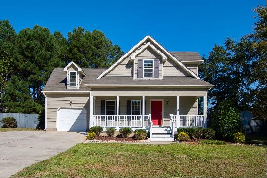 18 Oxfordshire Drive, Fuquay-Varina, NC 27526