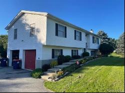 4 Clyde Court, Staatsburg NY 12580