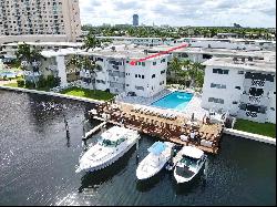 462 Golden Isles Dr Unit 311, Hallandale Beach FL 33009