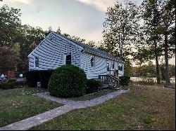 68 Northside Road, Lee NH 03861