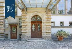 19th-century estate on four levels with a panoramic terrace for sale in the heart of Lomba