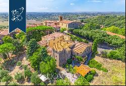 Prestigious estate for sale on Pisa's leafy hills, between Bolgheri and the sea