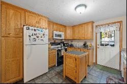 15 Sandogardy Pond Road, Northfield NH 03276