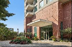 penthouse in the Kinzie Park tower