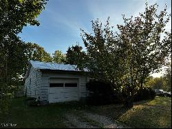 3902 Brydle Road, Kingsville OH 44048