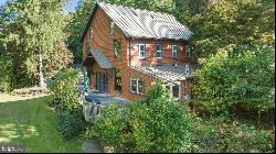 833 Wyomissing Road, Mohnton PA 19540