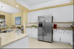 201 Vintage Bay Dr Unit 10, Marco Island FL 34145