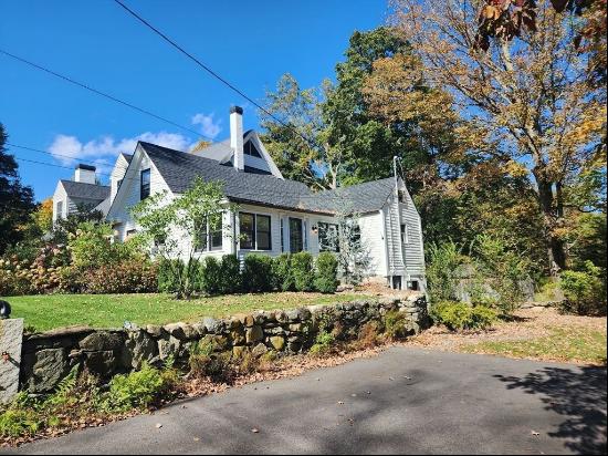 11A Farm Road #11A, Sherborn MA 01770