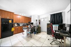 4081 N Dixie Hwy Unit 27, Oakland Park FL 33334