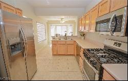 10033 Cresent Creek Drive, Las Vegas NV 89134