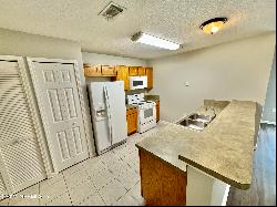 5201 Playpen Drive Unit# 11, Jacksonville FL 32210