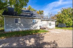 816 North Central Street, Warren MN 56762