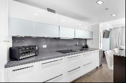 220 21st St Unit 507, Miami Beach FL 33139