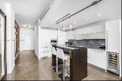 220 21st St Unit 507, Miami Beach FL 33139