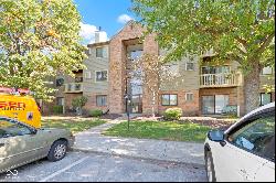 4351 W Village Parkway Circle W Unit 8, Indianapolis IN 46254