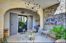 3-bedroom house, private courtyard, terraces and outbuilding