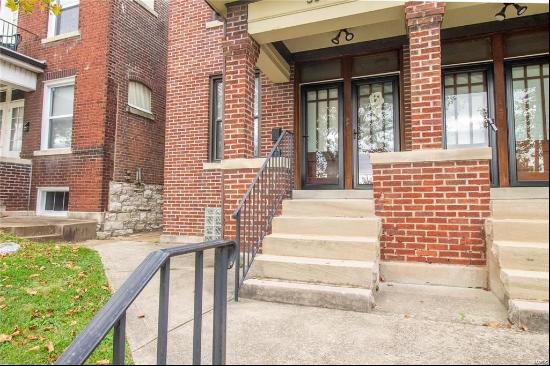 5313 S Kingshighway #1st, St Louis MO 63109