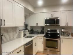 200 Portland Road Unit B22, Highlands NJ 07732