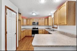 5705 N Lakeshore Drive, Hillsboro MO 63050