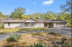 5705 N Lakeshore Drive, Hillsboro MO 63050