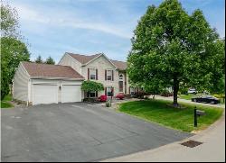 114 Neshannock Trails Dr, Neshannock Twp PA 16105